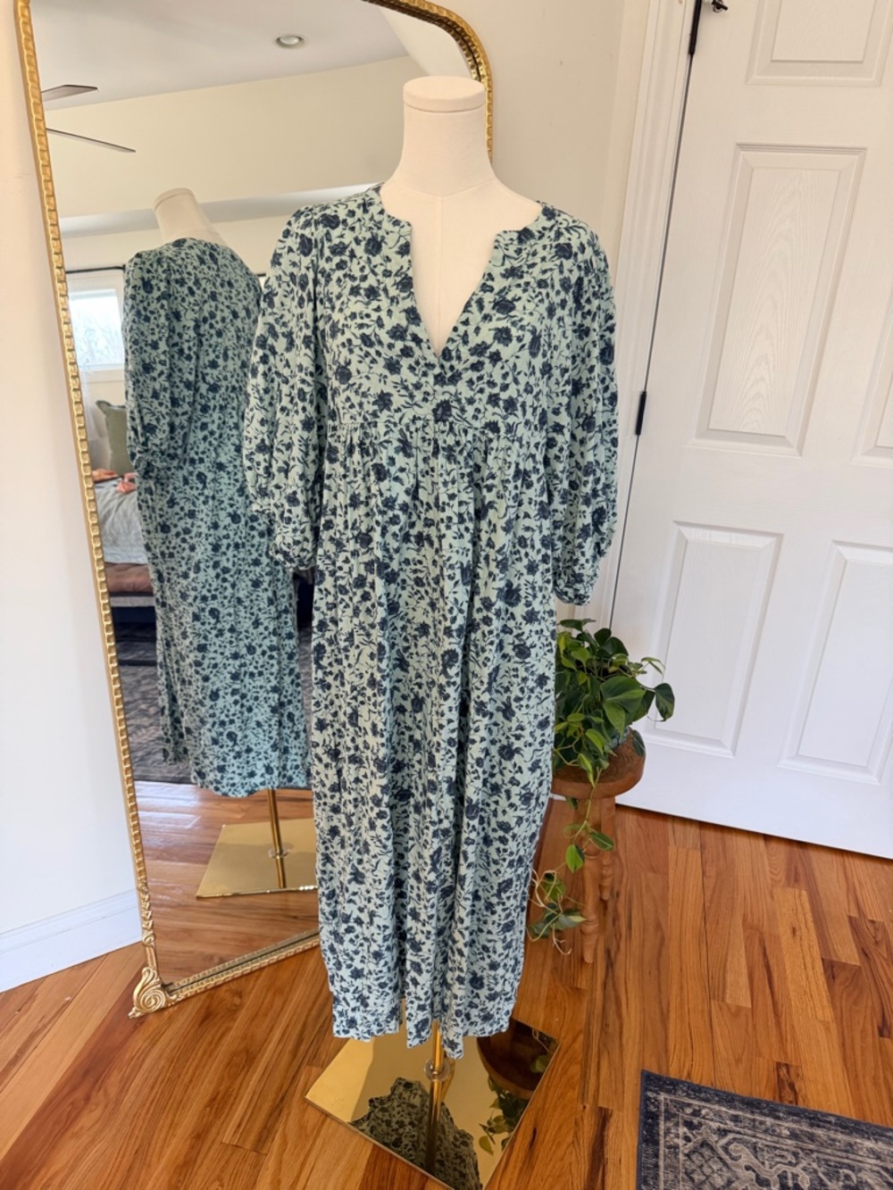 Universal Thread Floral Midi Dress Small Blue Green Long Sleeve Boho